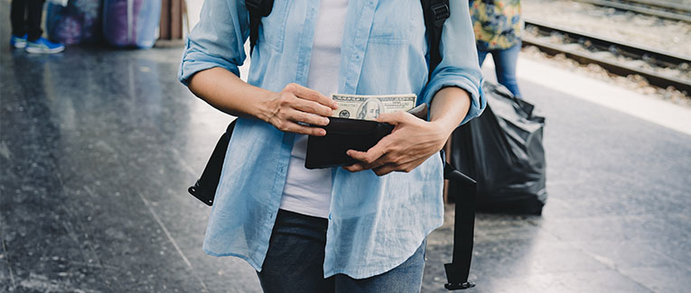 How to Make the Most of Student Discounts: Saving for the Future